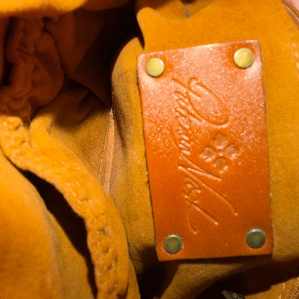 Patricia Nash Tan Leather clutch/ wristlet Bag - Picture 2 of 5